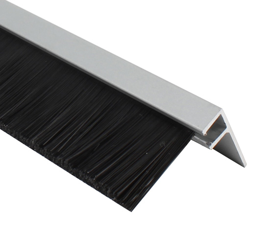 Sealing brush strip - 1m length - 90° rigid support - 